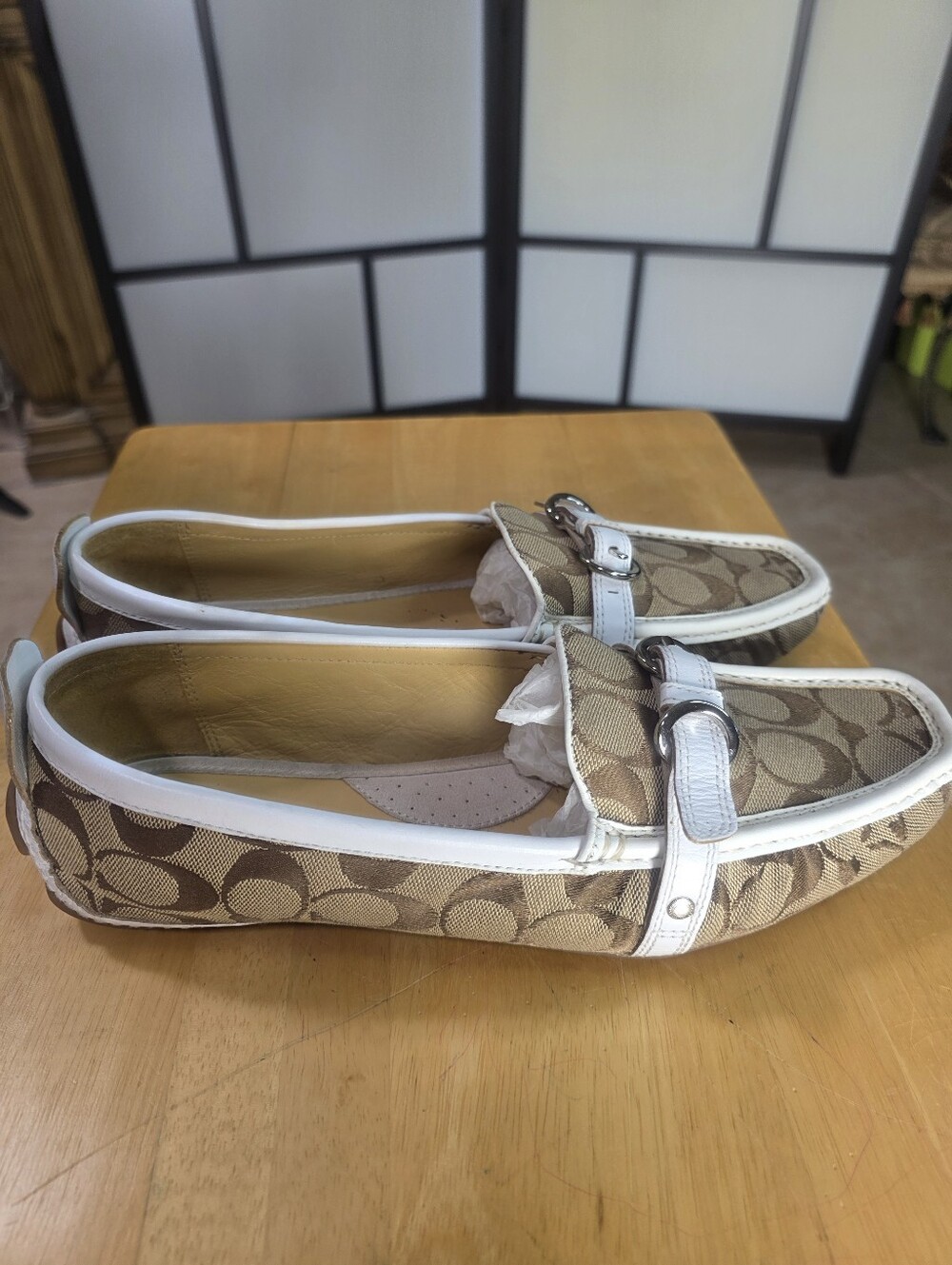 Classic Coach Women's Signature Jacquard Driving Loafers Khaki/White NEW Size 11 - Picture 2 of 6